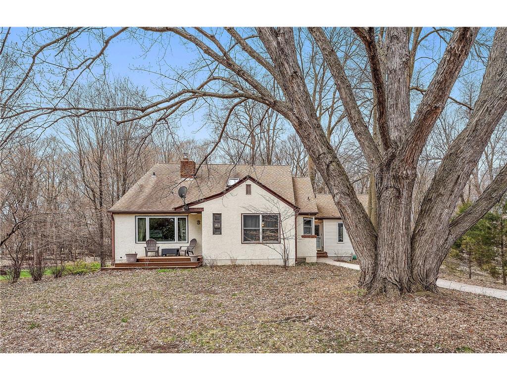 3923 Elmwood Street Vadnais Heights MN 55127 7054076 image1