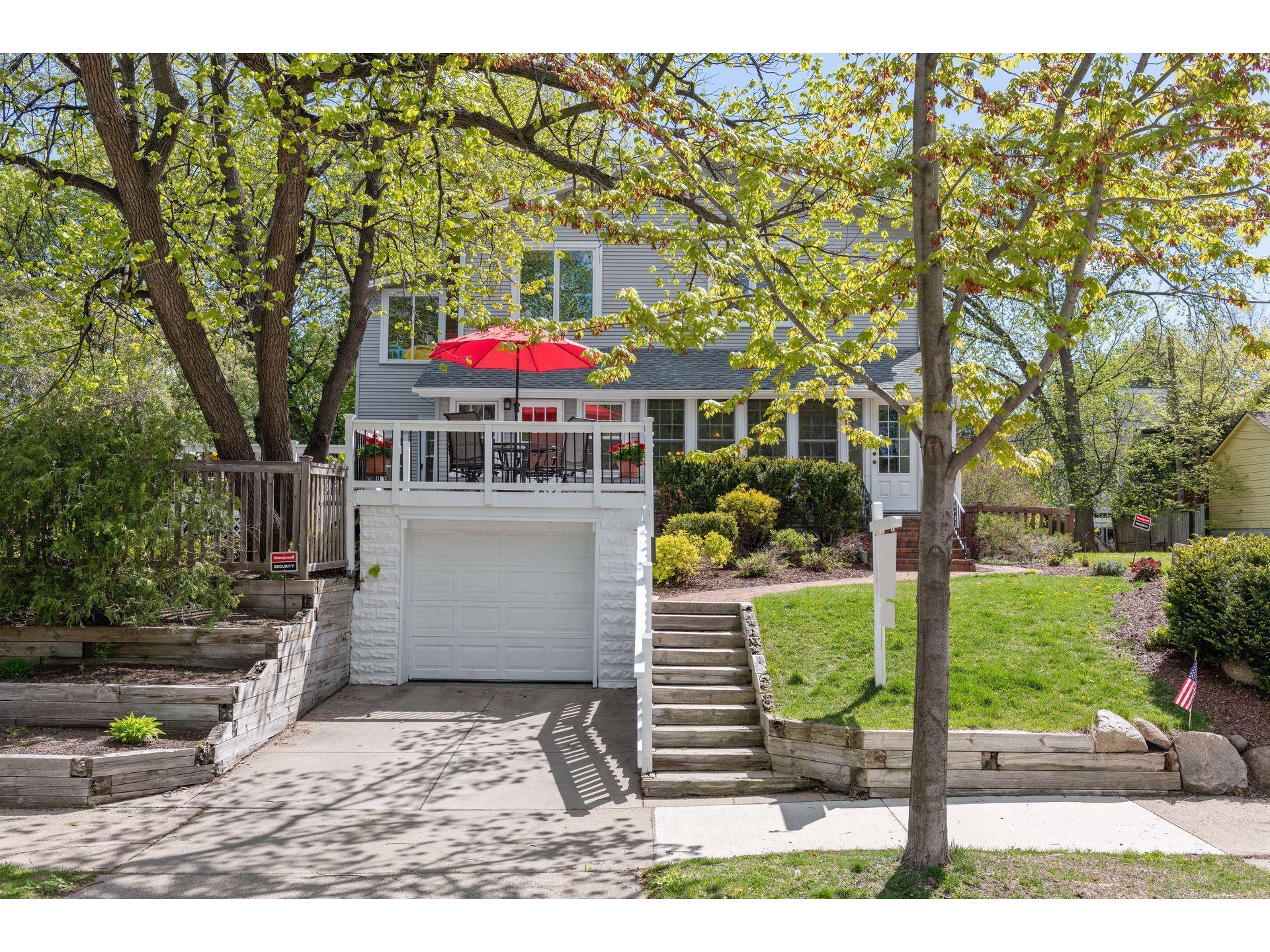 3925 Upton Avenue S, Minneapolis, MN 55410 MLS 5761340 Edina Realty