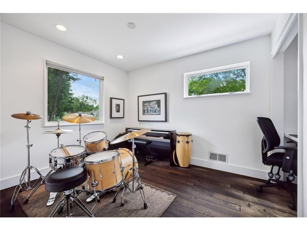 3925 Washburn Avenue S Minneapolis MN 55410 6748966 image19