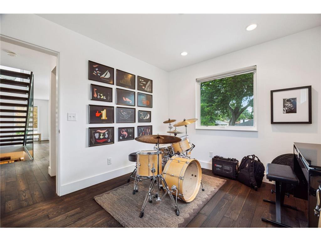 3925 Washburn Avenue S Minneapolis MN 55410 6748966 image20