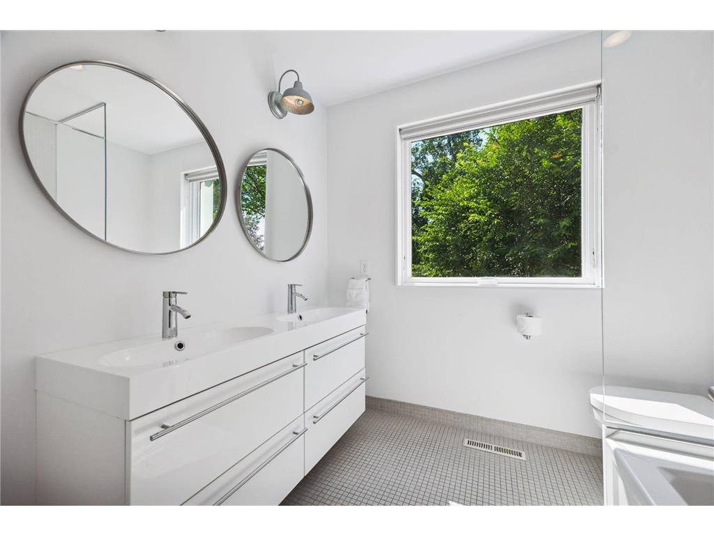 3925 Washburn Avenue S Minneapolis MN 55410 6748966 image34