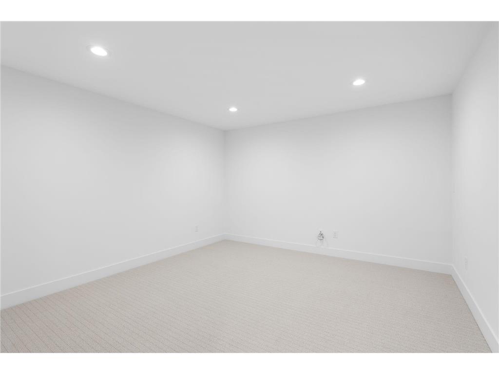 3926 Abbott Avenue S Minneapolis MN 55410 7052505 image38