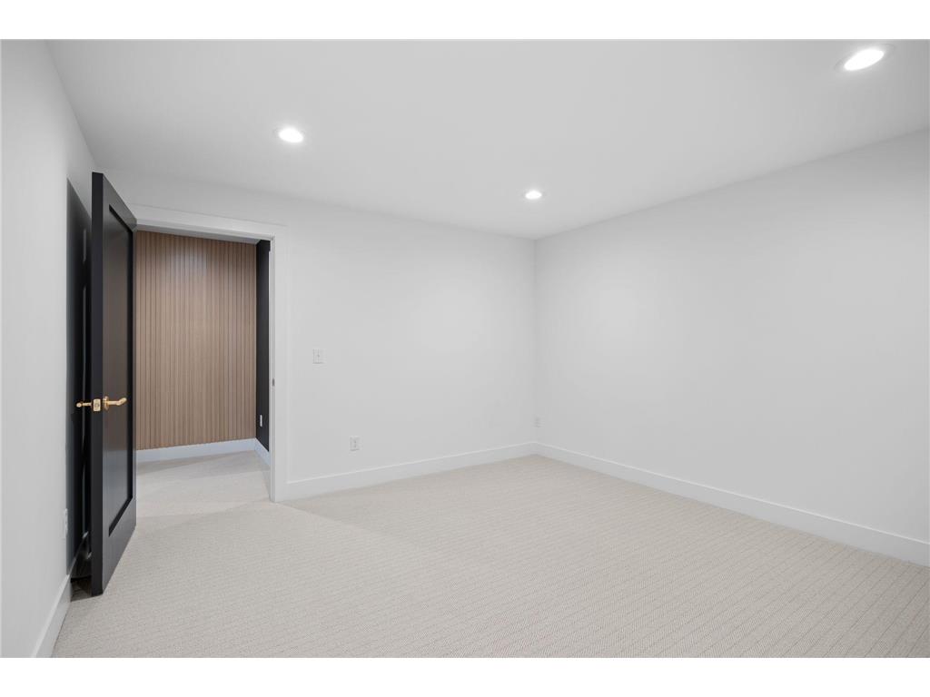 3926 Abbott Avenue S Minneapolis MN 55410 7052505 image39
