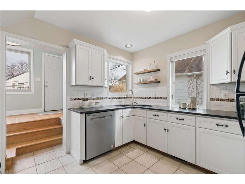 3929 Ewing Avenue S Minneapolis MN 55410 7015430 image7