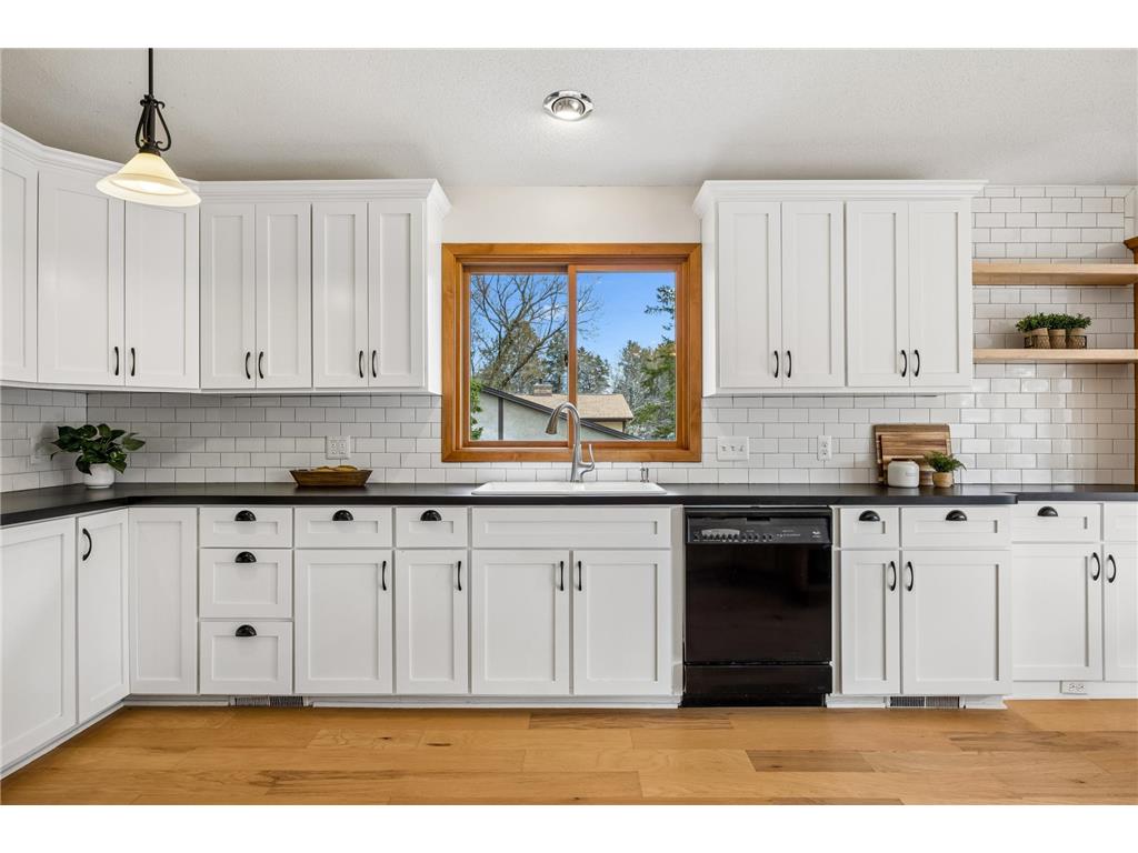 3930 Glendale Drive Chanhassen MN 55331 - Minnewashta 7054918 image9