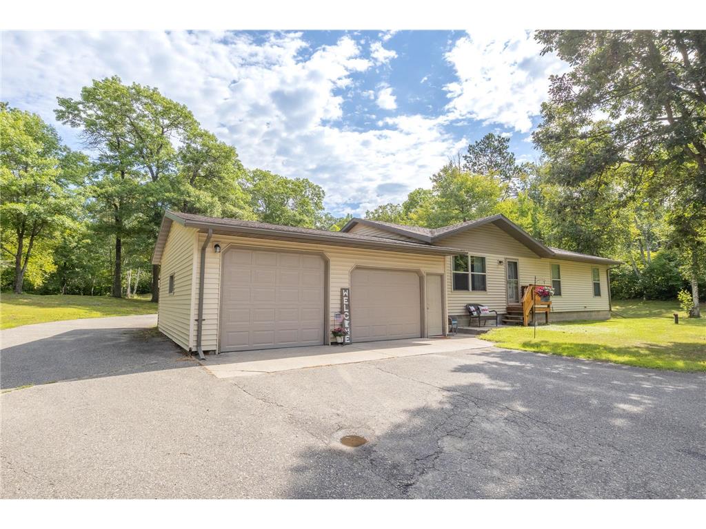 3930 N Country Circle NE Bemidji MN 56601 6412218 image1