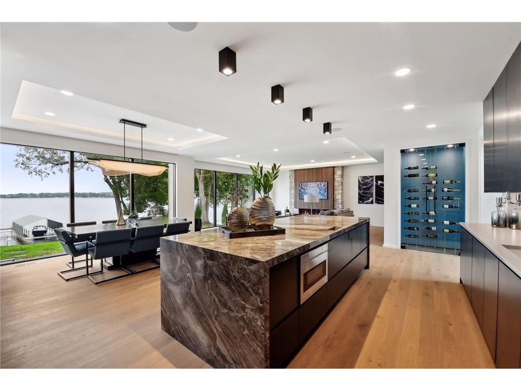 3930 Stratford Lane Chanhassen MN 55331 - Minnewashta 6818897 image7