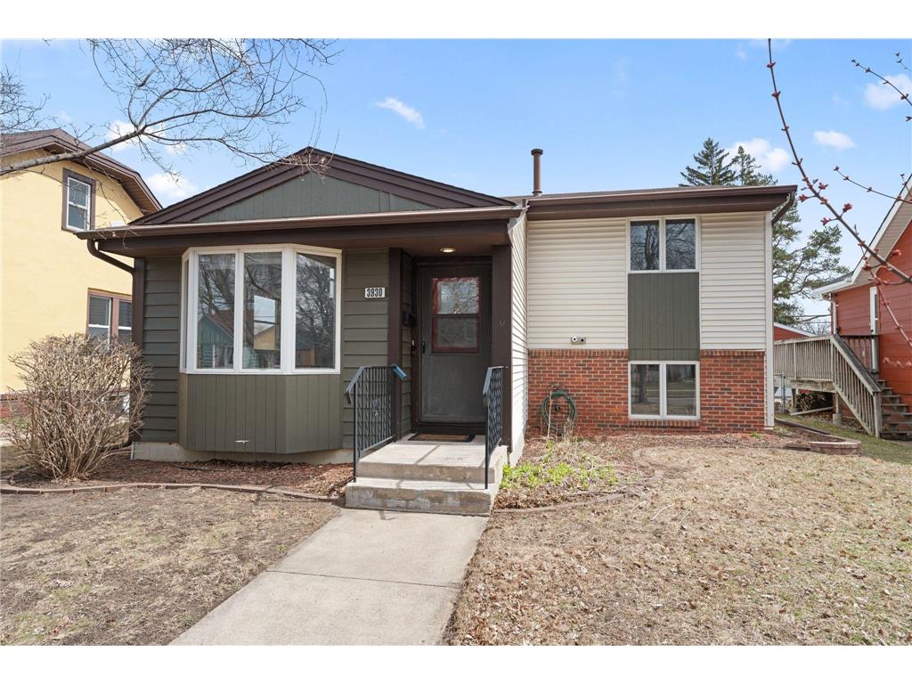 3930 Vera Cruz Avenue N Robbinsdale MN 55422 7051444 image1