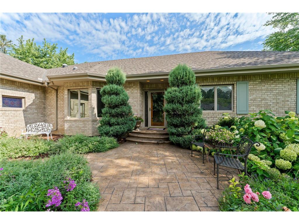 3931 Crestview Drive Chanhassen MN 55331 6694357 image1