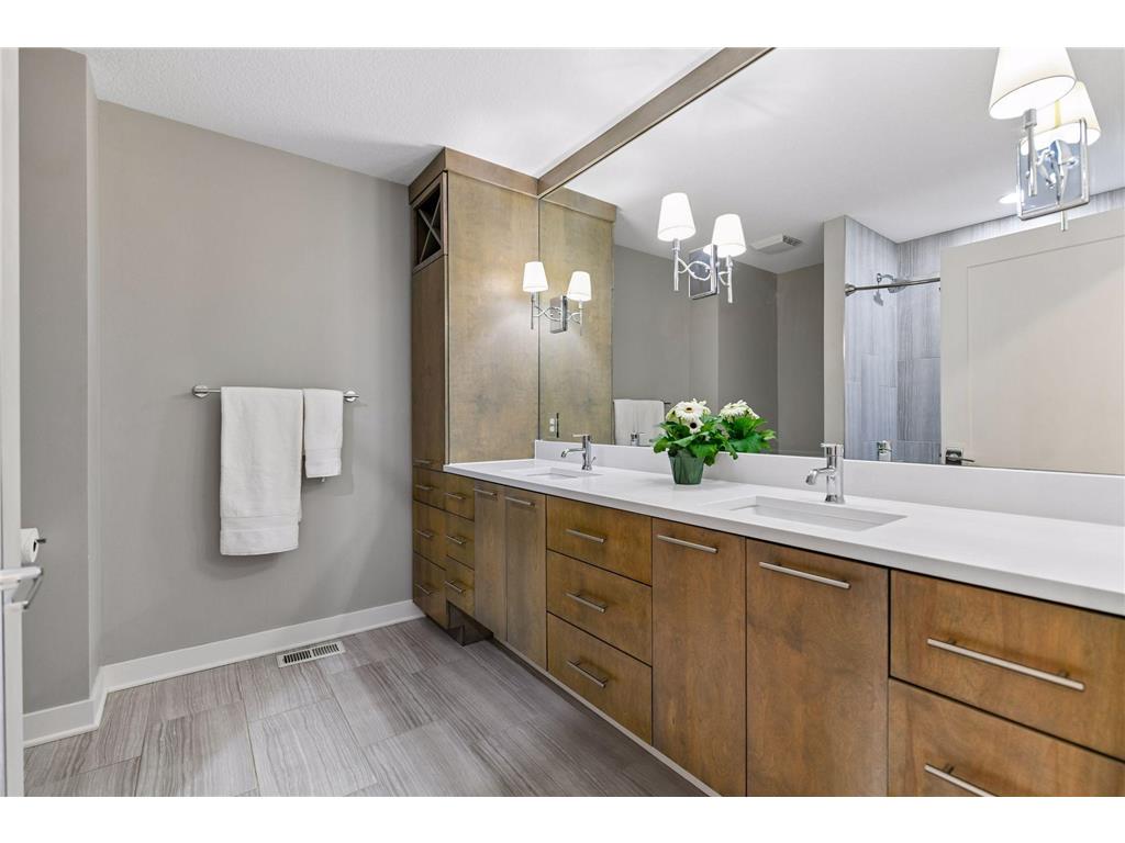 3932 W 49th Street Edina MN 55424 7044550 image35