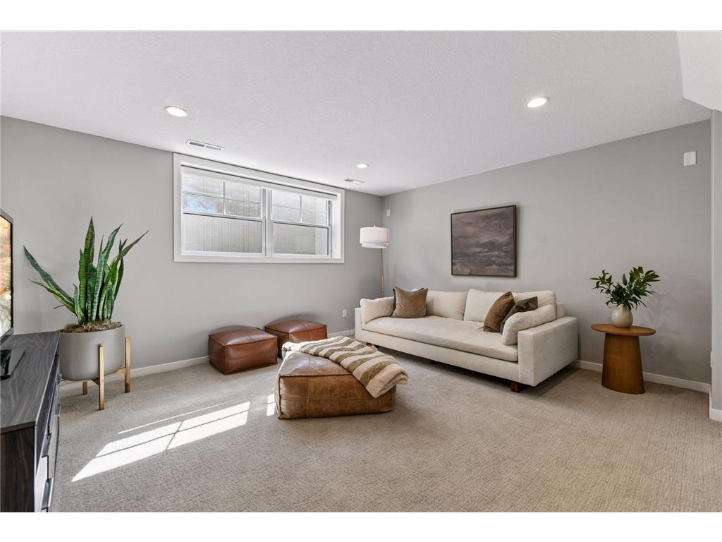 3932 W 49th Street Edina MN 55424 7044550 image37