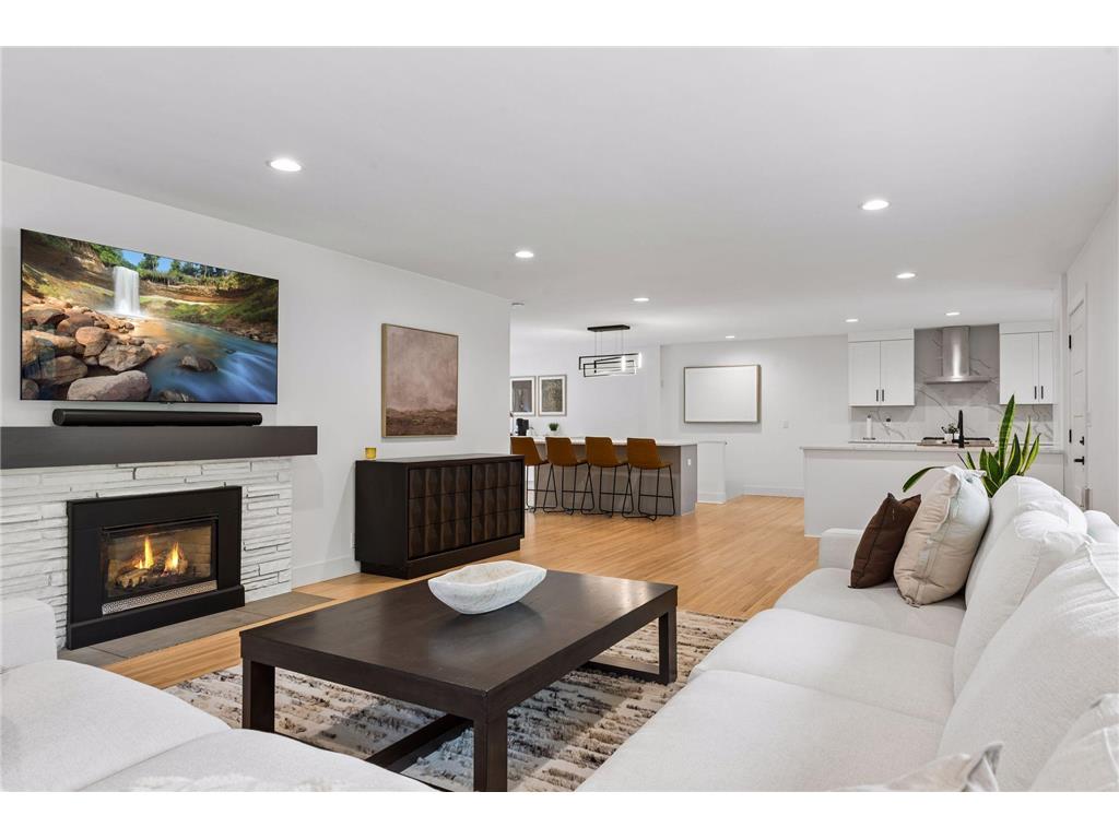 3932 W 58th Street Edina MN 55424 - Minnehaha Creek 7057598 image10