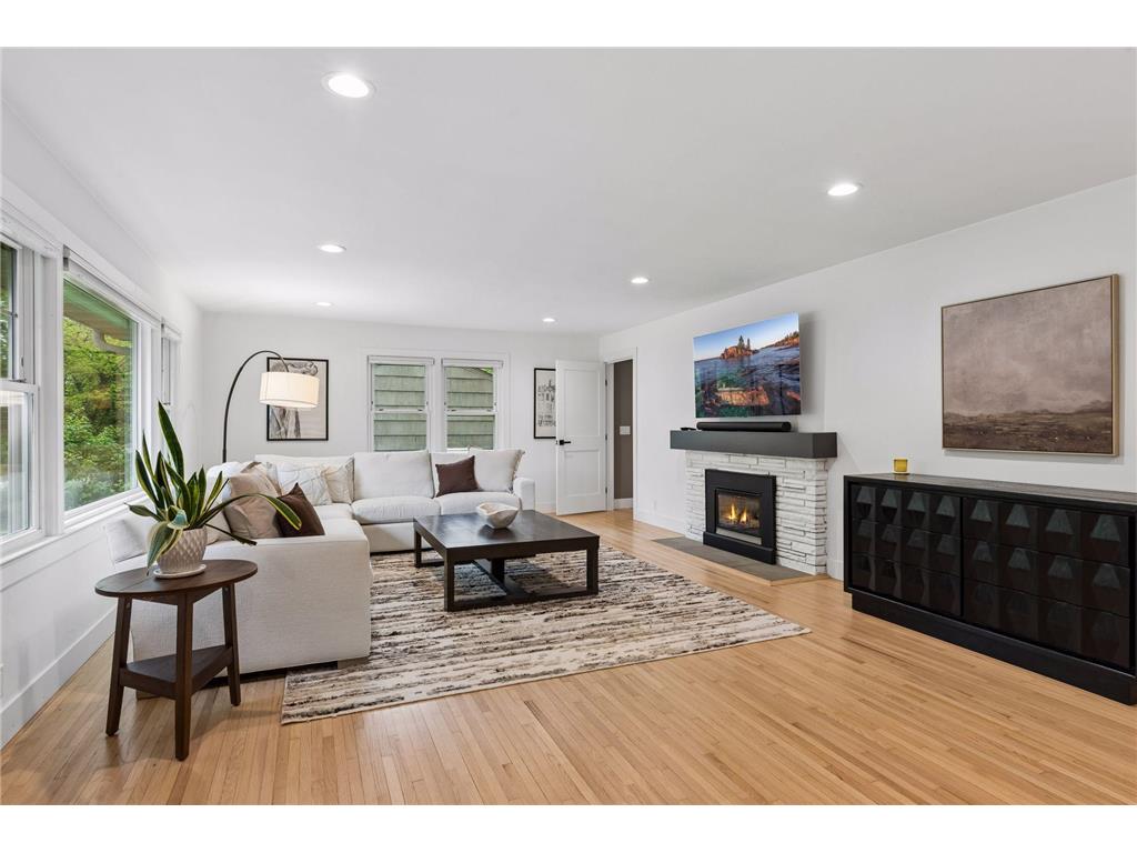 3932 W 58th Street Edina MN 55424 - Minnehaha Creek 7057598 image6