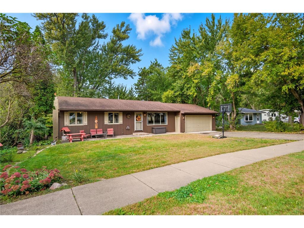 3933 Bellaire Avenue White Bear Lake MN 55110 6799259 image1
