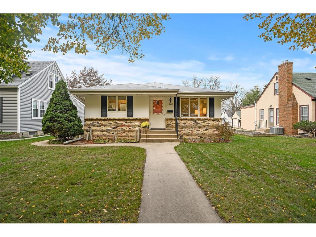 3933 Regent Avenue N Robbinsdale MN 55422 6444911 image1