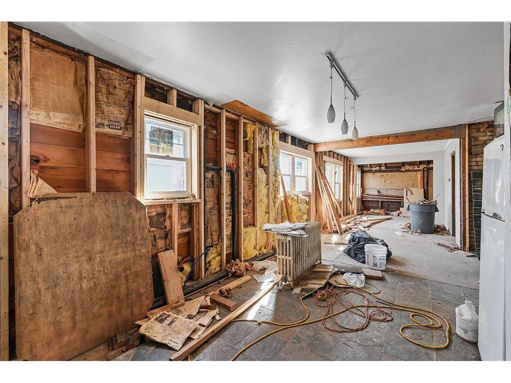 3936 Beard Avenue N Robbinsdale MN 55422 - Crystal 6364403 image1