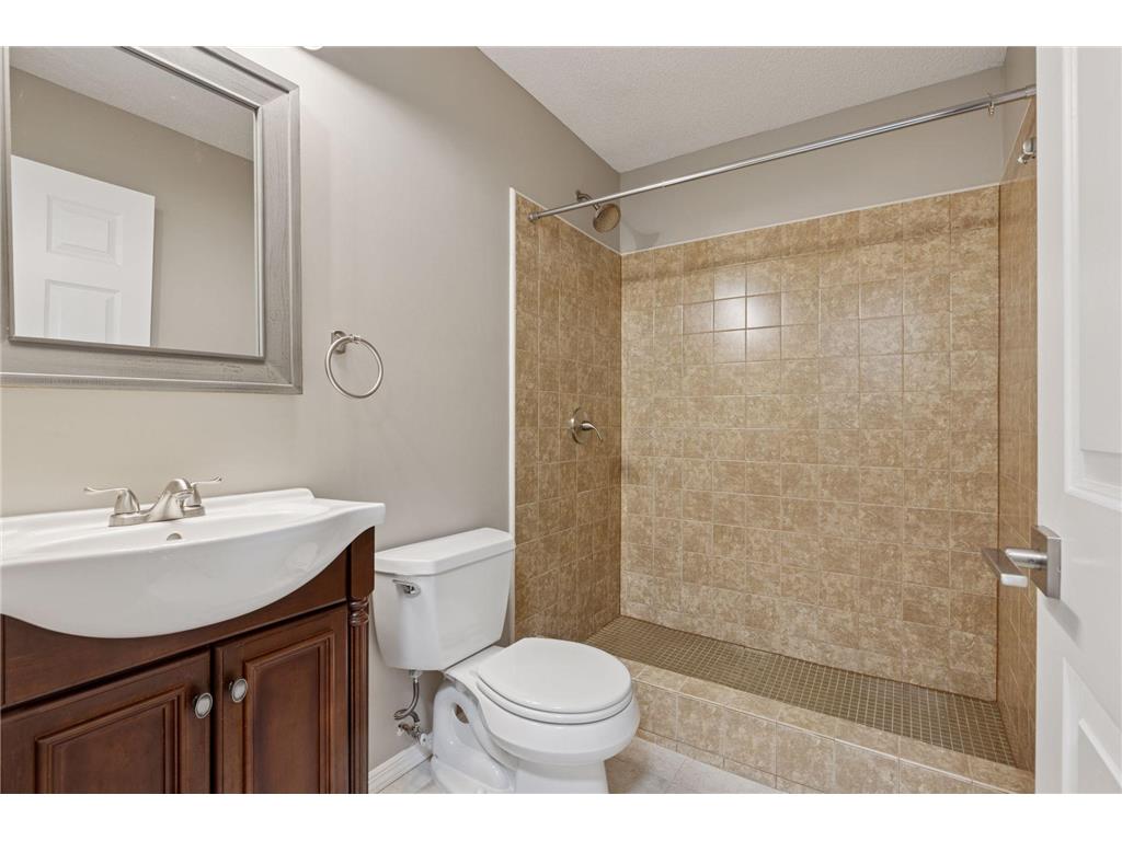 3936 Homestead Drive Woodbury MN 55125 6801263 image38