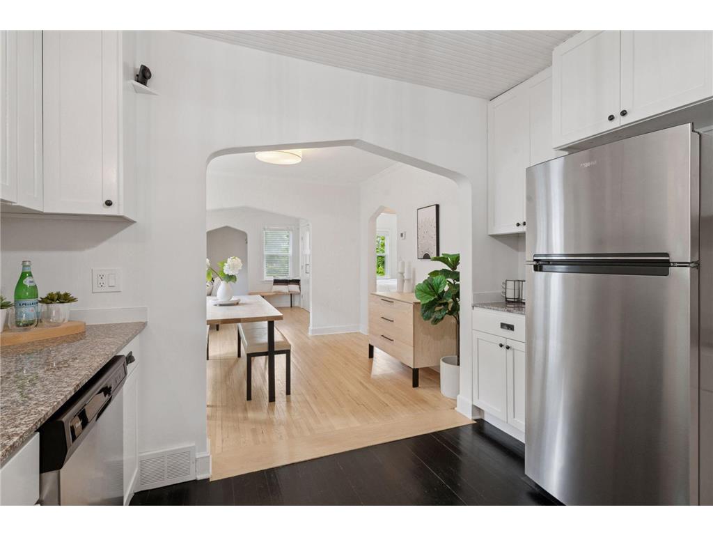 3937 Ewing Avenue S Minneapolis MN 55410 6760025 image17