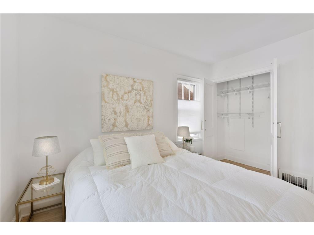 3937 Ewing Avenue S Minneapolis MN 55410 6760025 image21