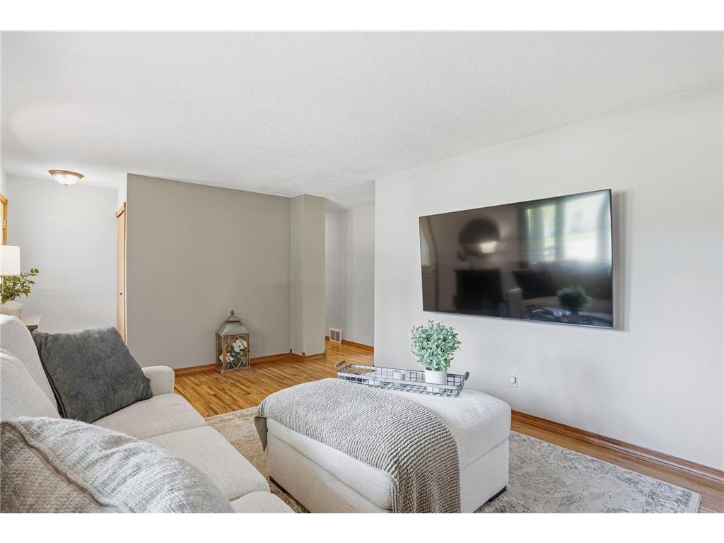3938 Blackhawk Circle Eagan MN 55122 7068885 image20