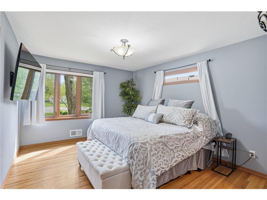 3938 Blackhawk Circle Eagan MN 55122 7068885 image26