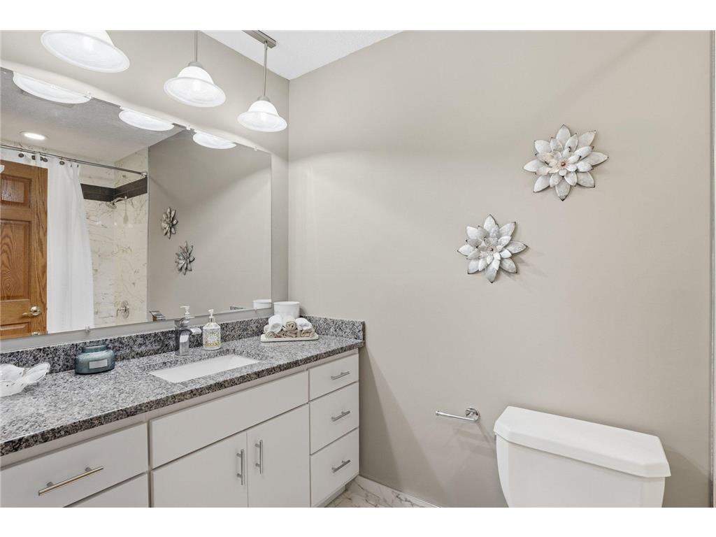 3938 Blackhawk Circle Eagan MN 55122 7068885 image5