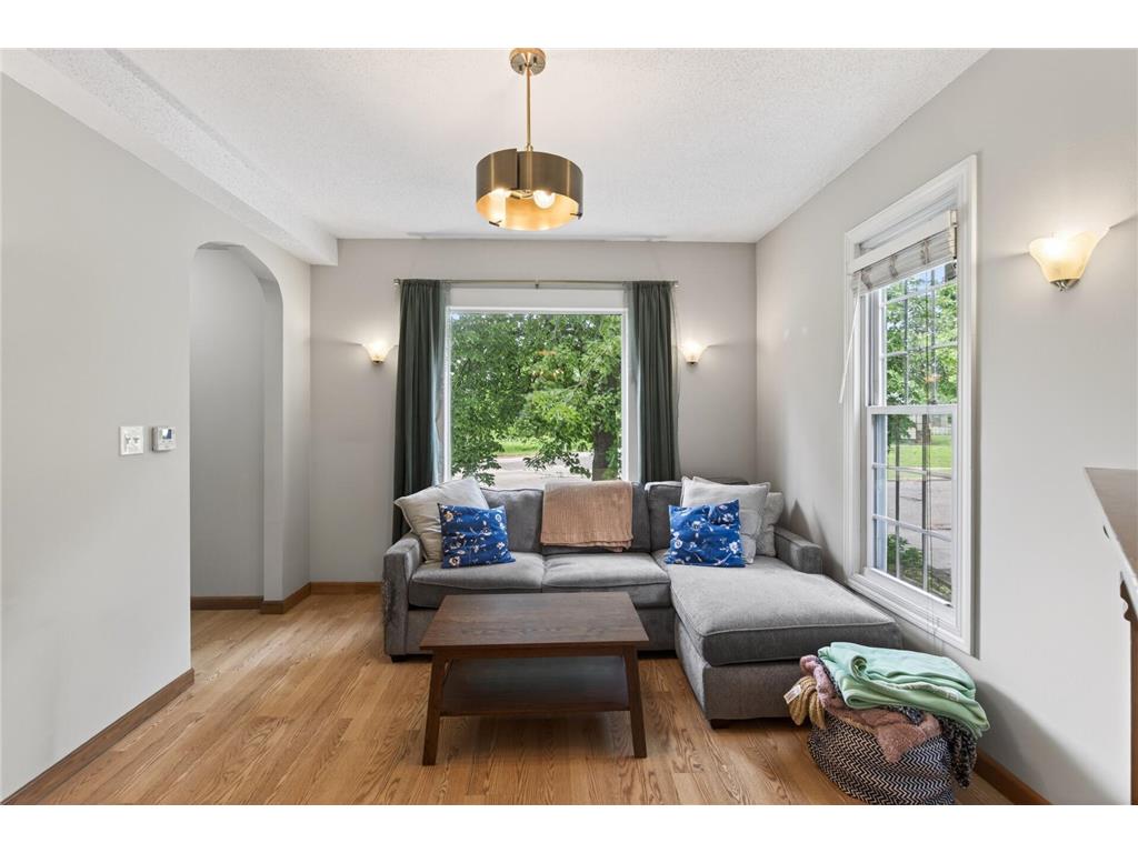 394 Dewey Street Saint Paul MN 55104 7069484 image12