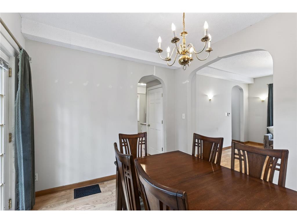 394 Dewey Street Saint Paul MN 55104 7069484 image15