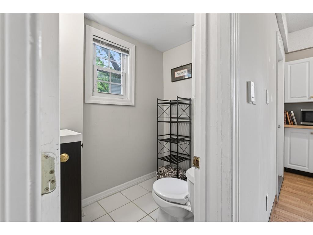 394 Dewey Street Saint Paul MN 55104 7069484 image17