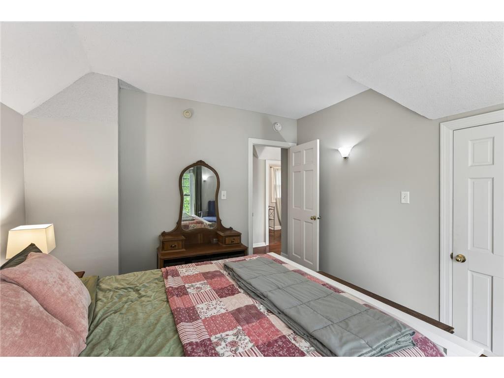 394 Dewey Street Saint Paul MN 55104 7069484 image26