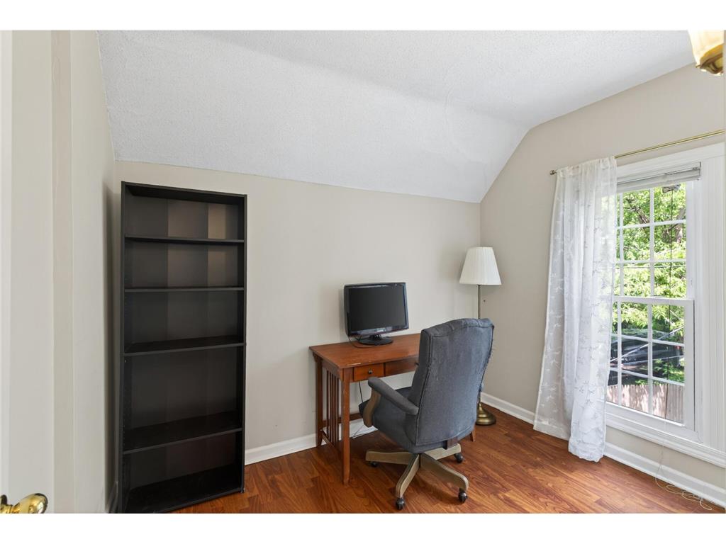 394 Dewey Street Saint Paul MN 55104 7069484 image31