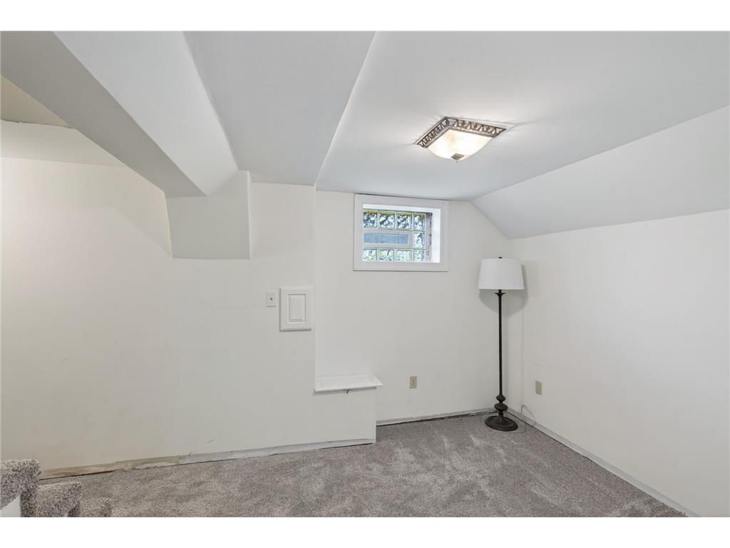 394 Dewey Street Saint Paul MN 55104 7069484 image34