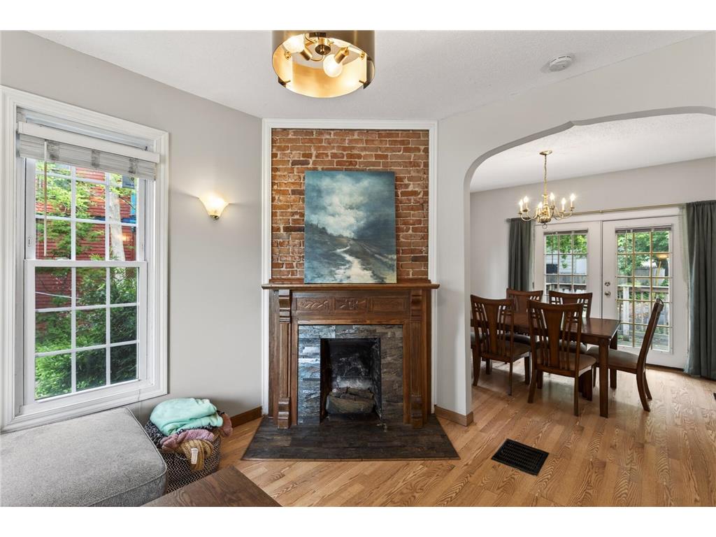 394 Dewey Street Saint Paul MN 55104 7069484 image9