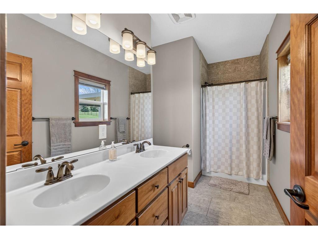 3940 Creek View Lane SW Rochester MN 55902 7059472 image20