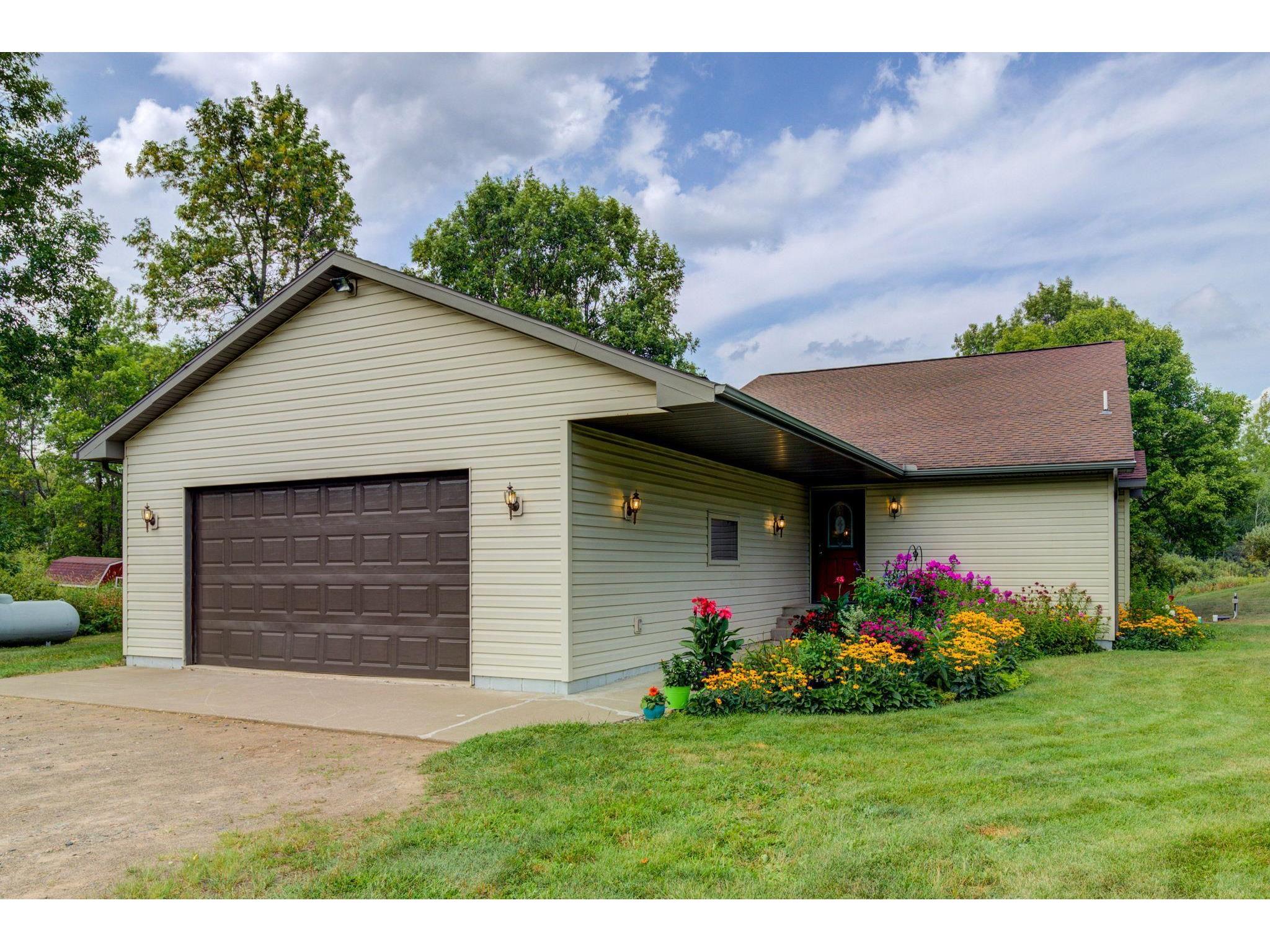 39408 Cliff Drive, Sturgeon Lake, MN, 55783 MLS 7157273 Edina Realty