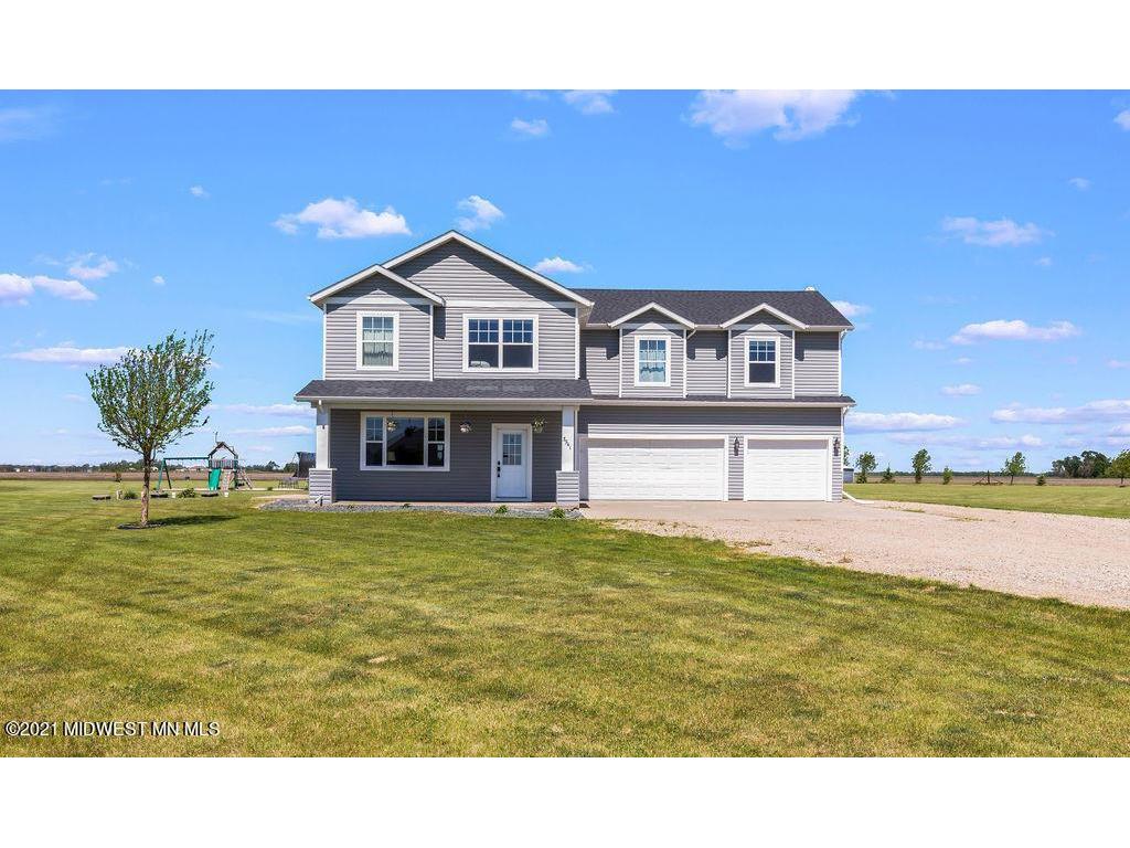 3941 85th Avenue N, Moorhead, MN 56560 MLS 6070032 Edina Realty