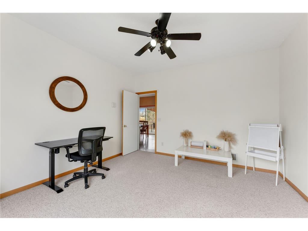 3941 94th Avenue N Brooklyn Park MN 55443 7056179 image11
