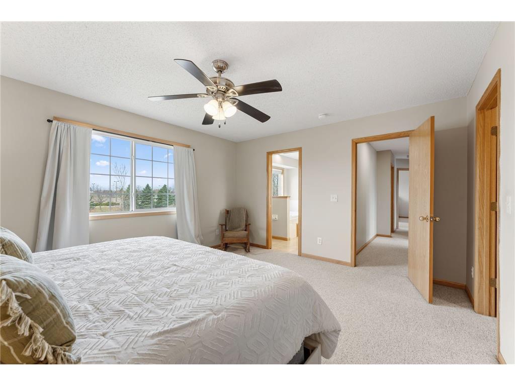 3941 94th Avenue N Brooklyn Park MN 55443 7056179 image16