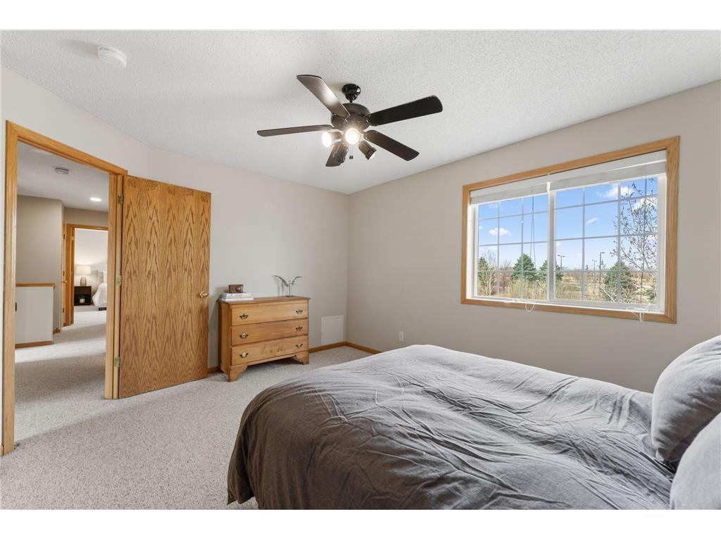3941 94th Avenue N Brooklyn Park MN 55443 7056179 image22
