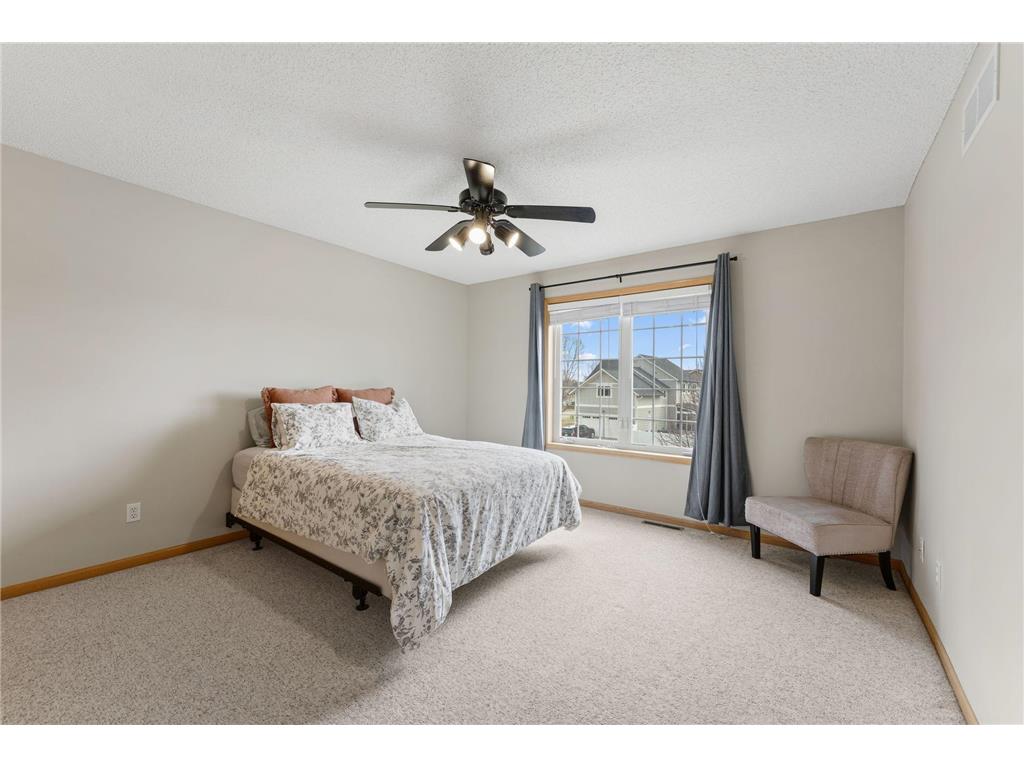 3941 94th Avenue N Brooklyn Park MN 55443 7056179 image23