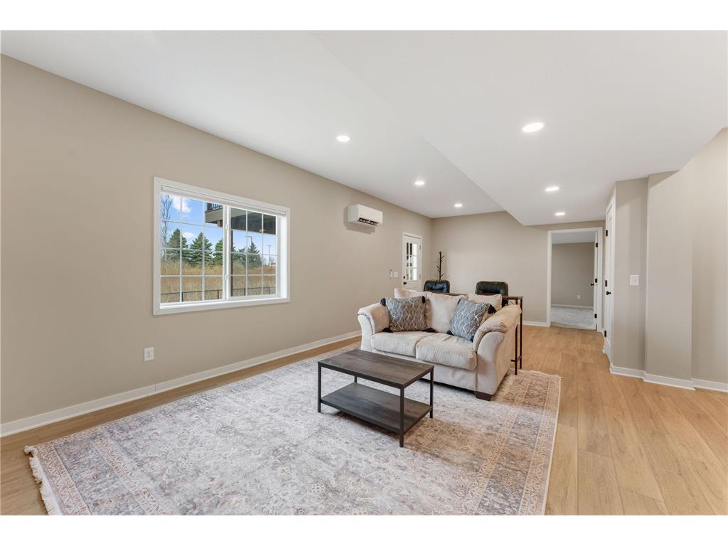 3941 94th Avenue N Brooklyn Park MN 55443 7056179 image29
