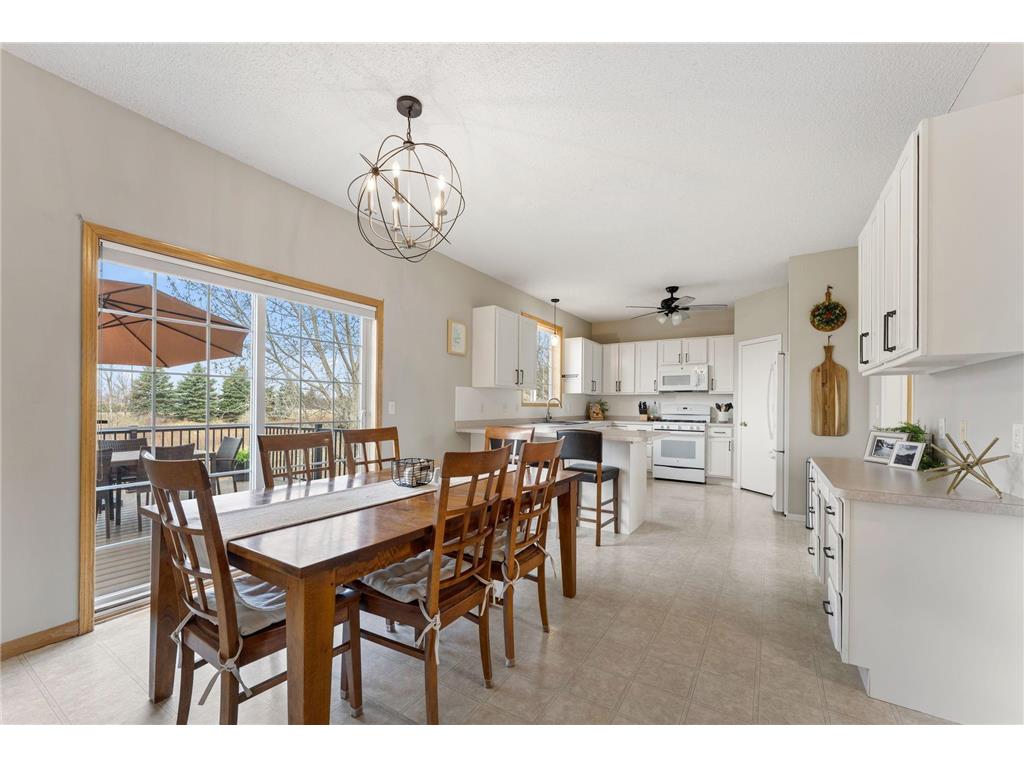 3941 94th Avenue N Brooklyn Park MN 55443 7056179 image7