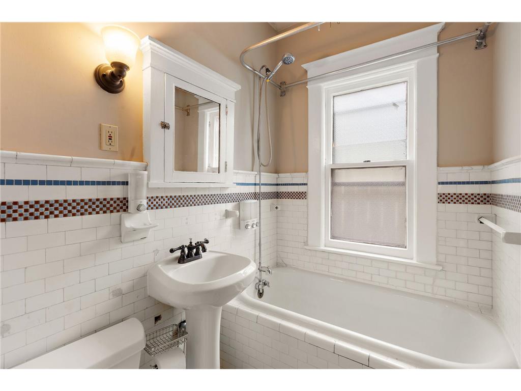 3944 17th Avenue S Minneapolis MN 55407 7044888 image17