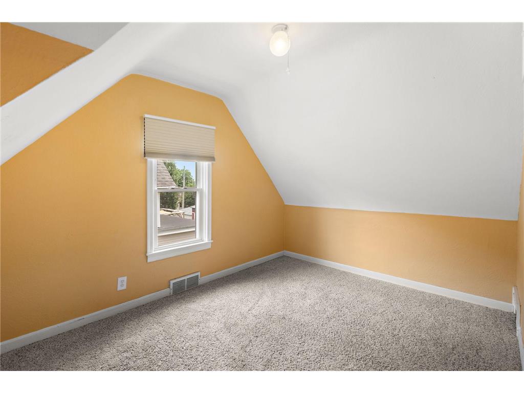 3944 17th Avenue S Minneapolis MN 55407 7044888 image27