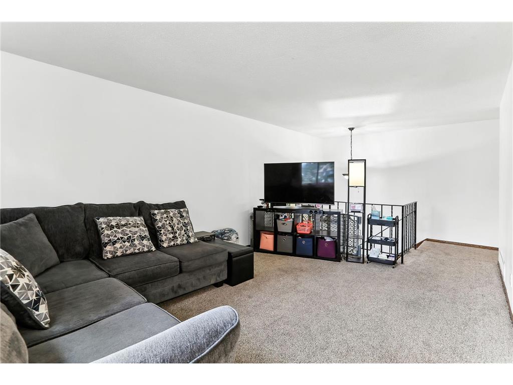 3945 Gershwin Avenue N Oakdale MN 55128 6824639 image2