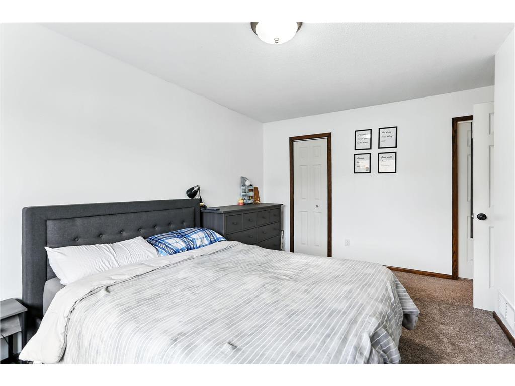 3945 Gershwin Avenue N Oakdale MN 55128 6824639 image9