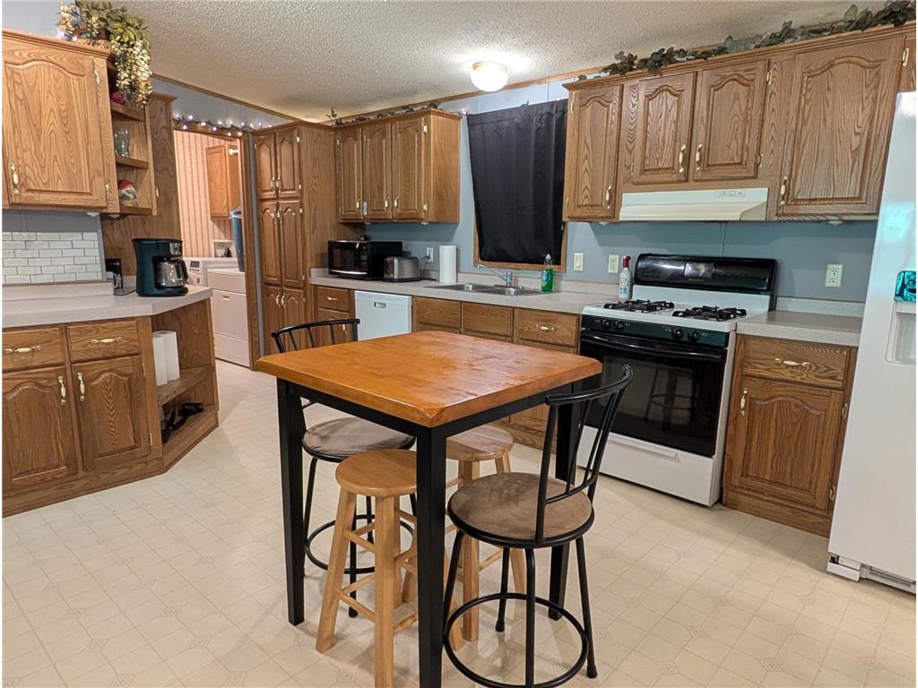 3945 Maple Street Kettle River MN 55757 7103510 image2
