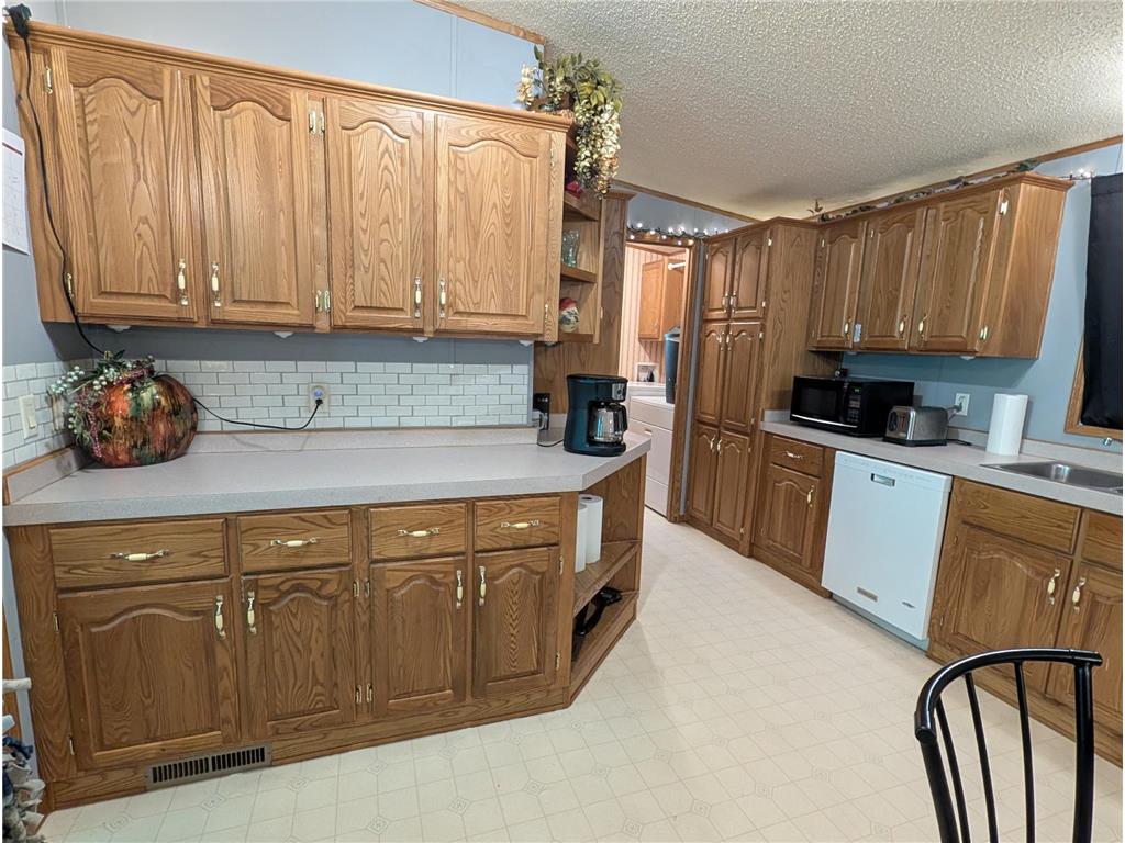 3945 Maple Street Kettle River MN 55757 7103510 image5