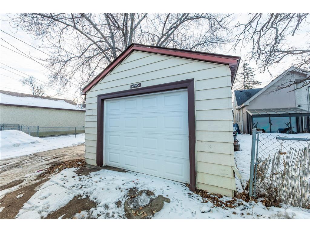 3946 Fremont Avenue N Minneapolis MN 55412 7039777 image17