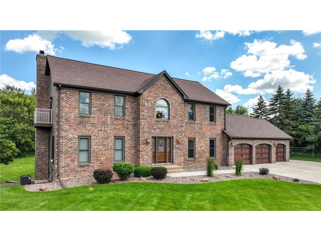 3946 Woodcrest Court Eau Claire WI 54701 6753380 image1